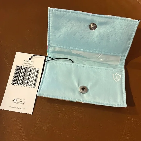 Vera Bradley card case NWT - Picture 3 of 5